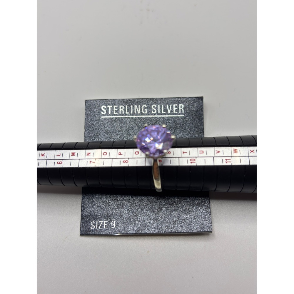 Sterling Silver Solitaire Ring Womens Size 9 Purple Round Cut Cubic Zirconia